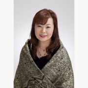 本成 更羽