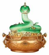 緑の蛇の置物 風水 玄関飾り 聚寶盆（じゅほうぼん）金運・健康運・家庭運・招財進寶 2025年 巳年 緑色 へび 緑蛇 グリーン