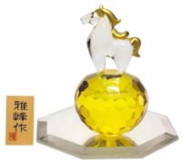 干支 午 置物 馬 うま 2026年 風水 クリスタル ガラス 黄色