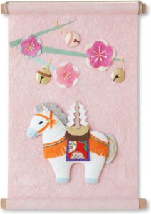 白い馬 和風 ピンク 掛け軸 2026年 午年 干支 正月飾り