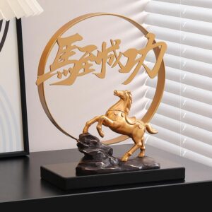 金の馬の置物 金運 仕事運 学業 馬到成功 縁起物 玄関 風水グッズ ゴールド 2026年 干支 午年